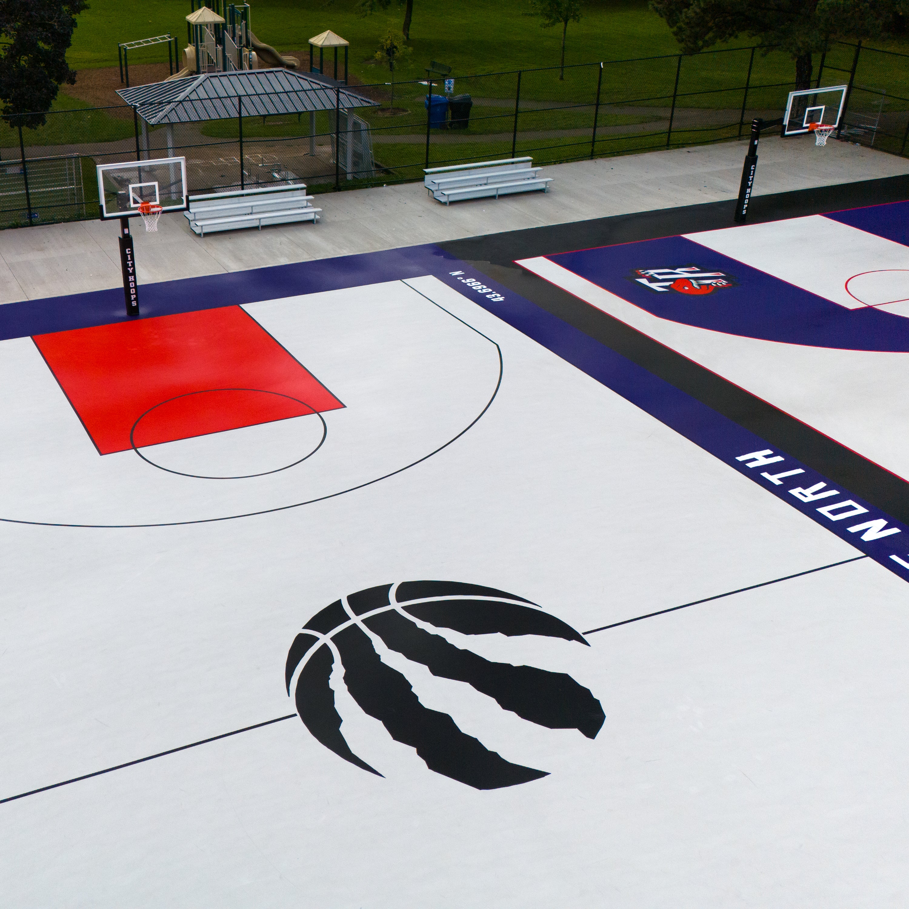 CITY HOOPS - Gooseneck+ Basketball Hoop - DIY Court Canada