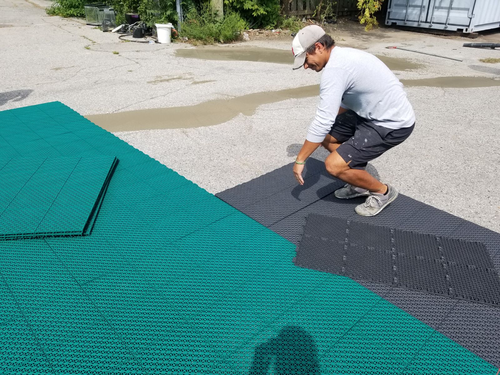 Installation - VersaCourt Surface - (Cost per sq. ft.) - DIY Court Canada