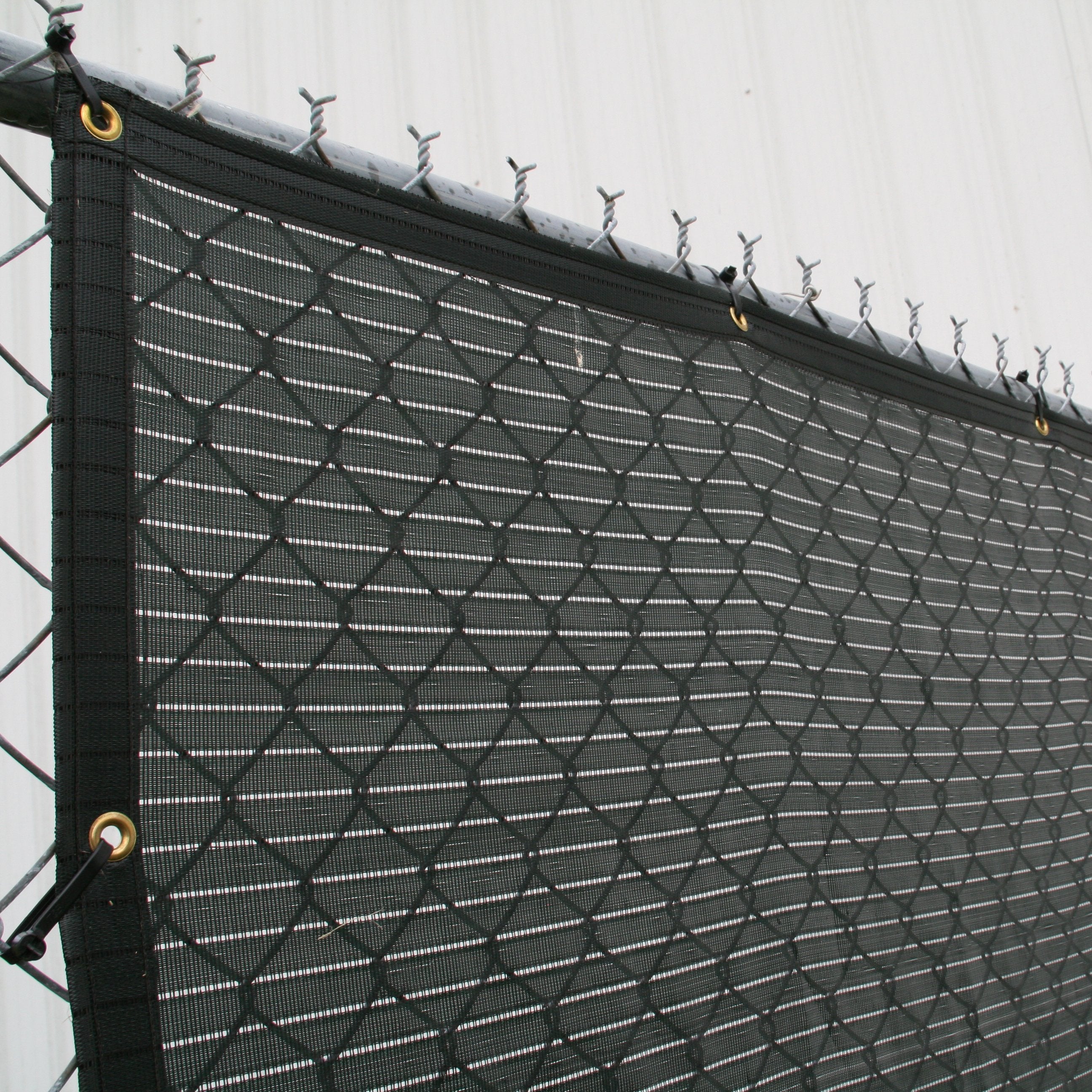Windscreen: Poly Pro Plus Open Mesh (Cost per sq. ft.*) - DIY Court Canada